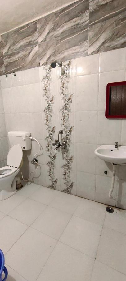 Appartement Radha Madhav à Vrindāvan Extérieur photo